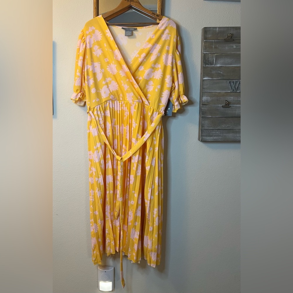 Lark & Grey floral dress
